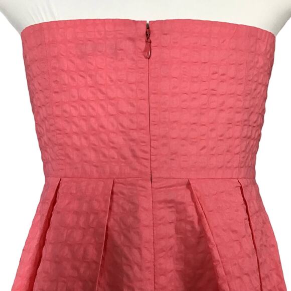 J. Crew Lorelei Coral Pink Deco Dot Matelasse Strapless Fit and Flare Dress sz 8 - Picture 8 of 10